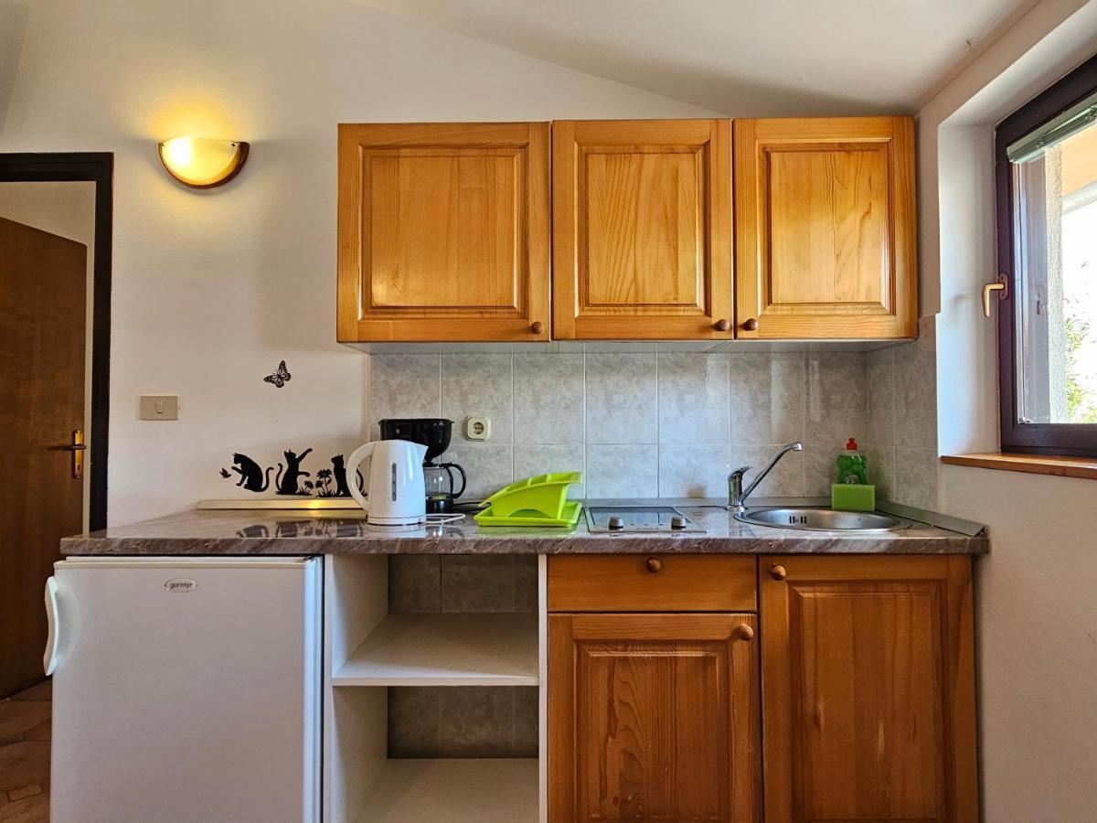 Apartments & Rooms Gaspar โรวีน ภายนอก รูปภาพ