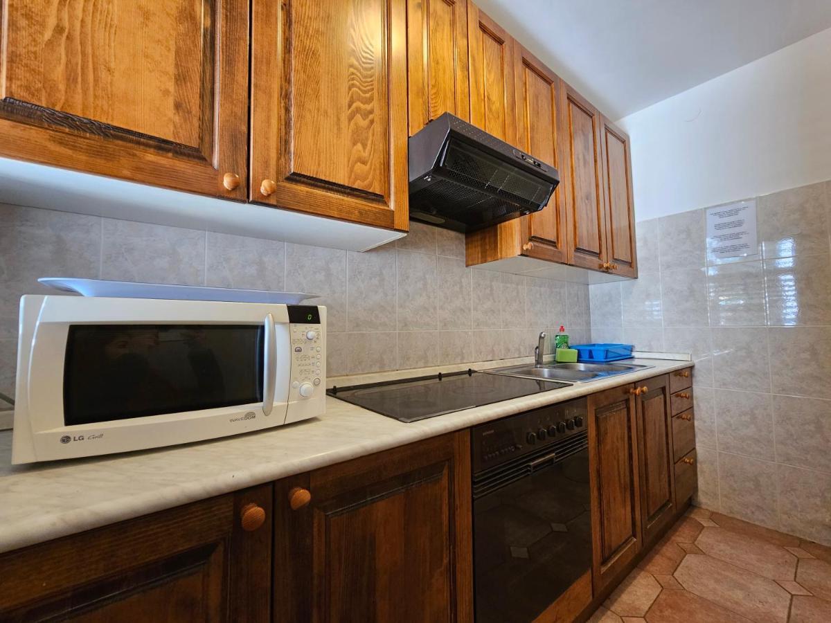 Apartments & Rooms Gaspar โรวีน ภายนอก รูปภาพ